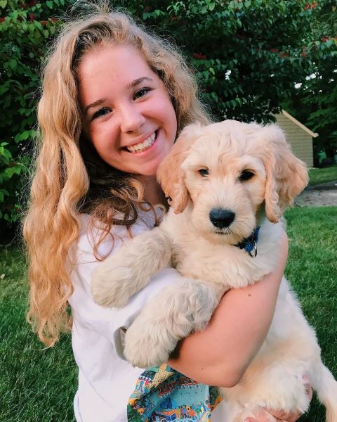 taylor groothuis feet 2