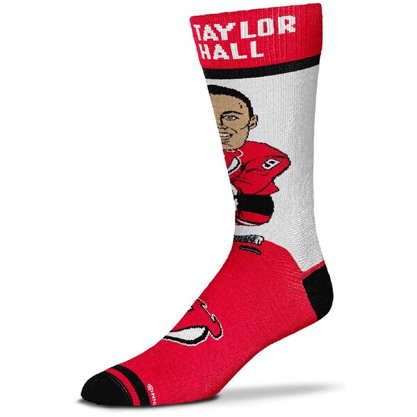taylor hall feet 4