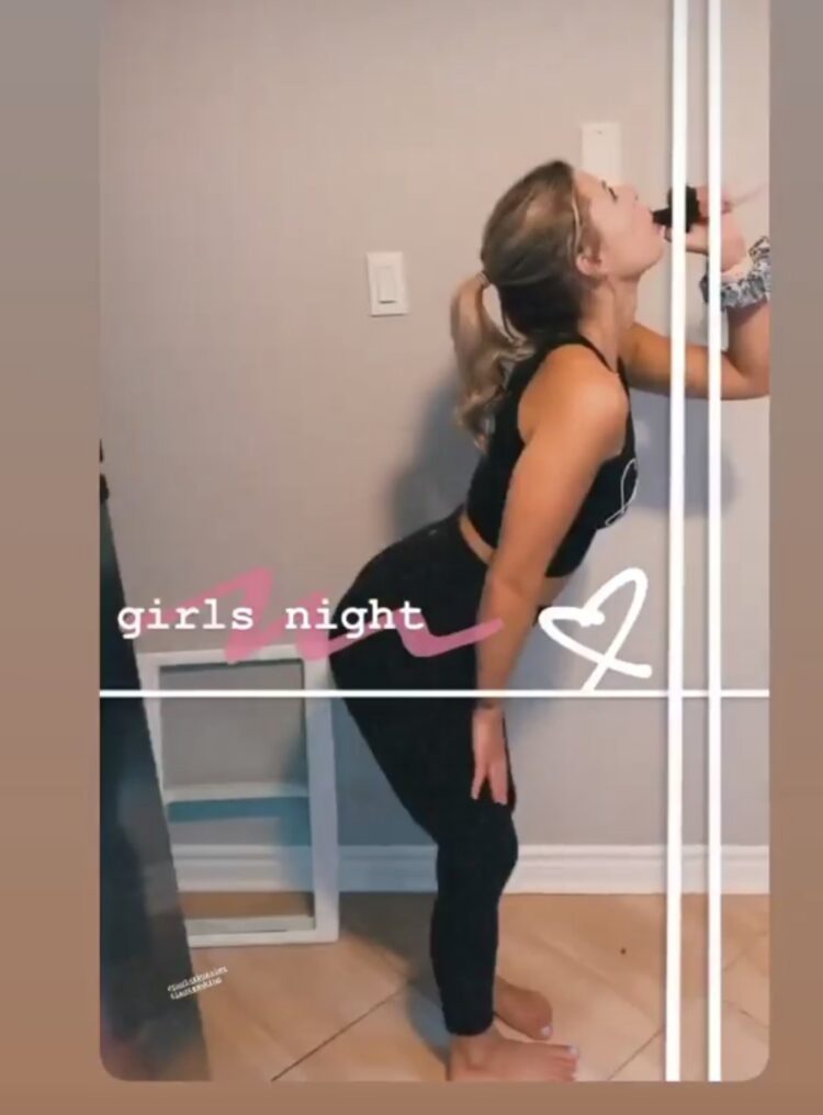 taylor hunsley feet 4