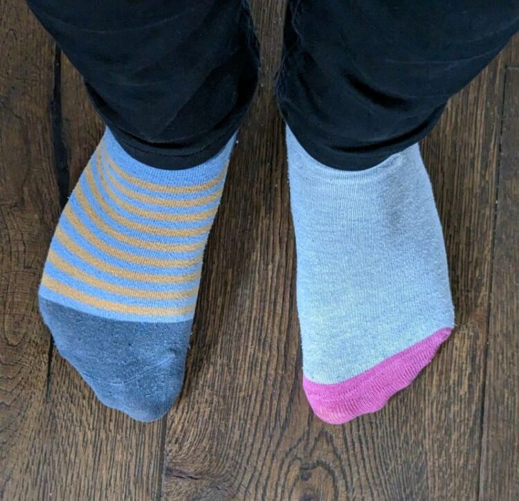 taylor sharpe feet 5