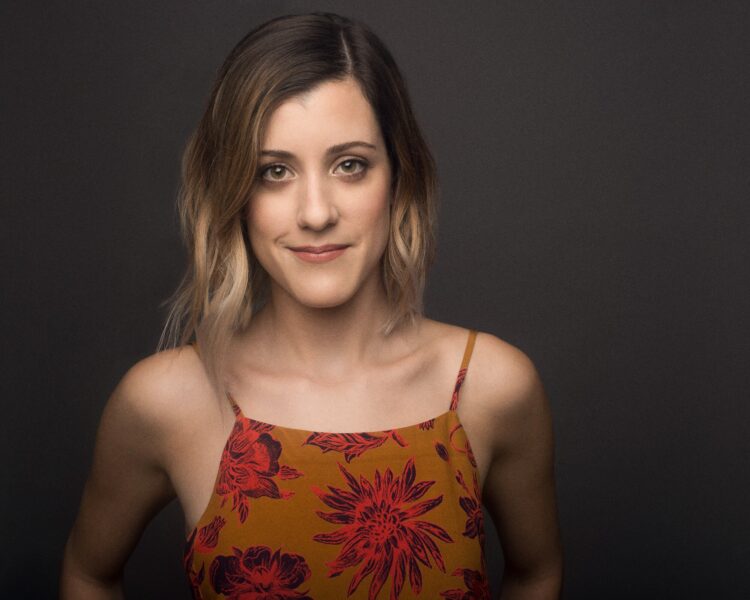 taylor shurte feet 4