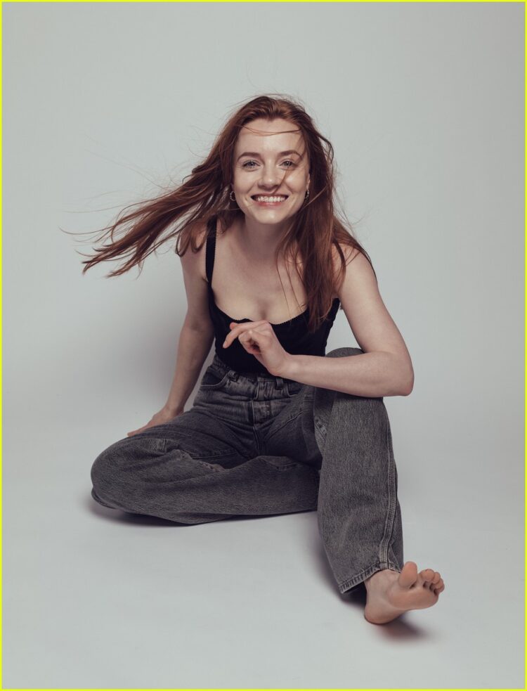 taylor slater feet 6