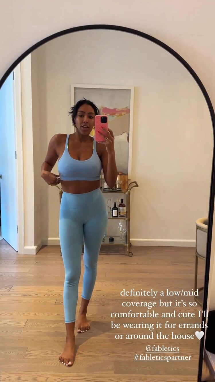 tayshia adams feet 5