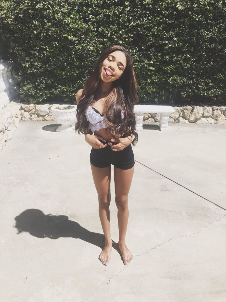 teala dunn feet 5