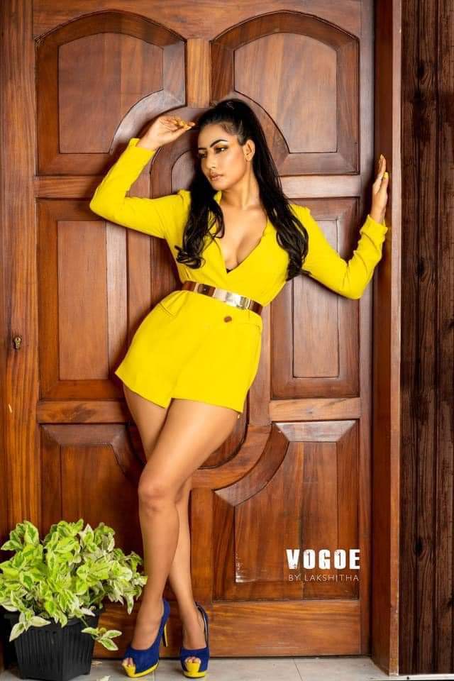 teena shanell feet 3