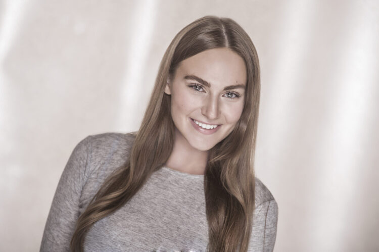 tehya silbermann feet scaled