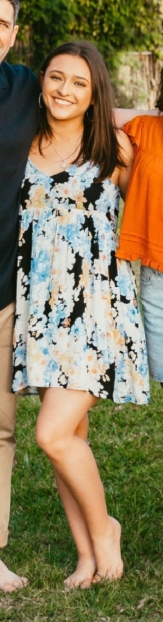 teilor grubbs feet 4