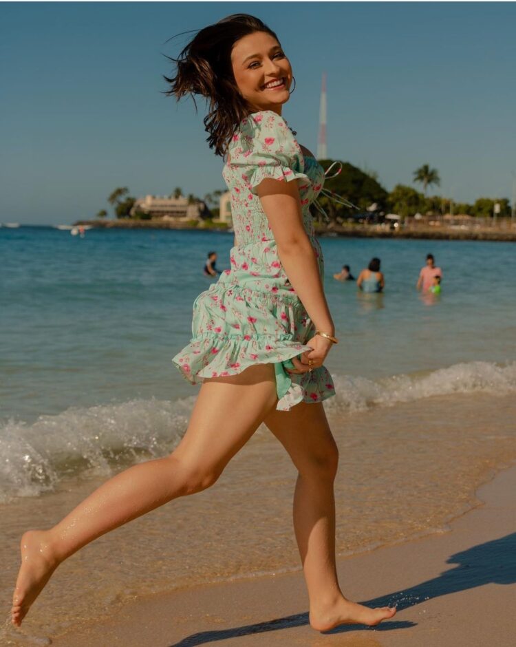 teilor grubbs feet 5