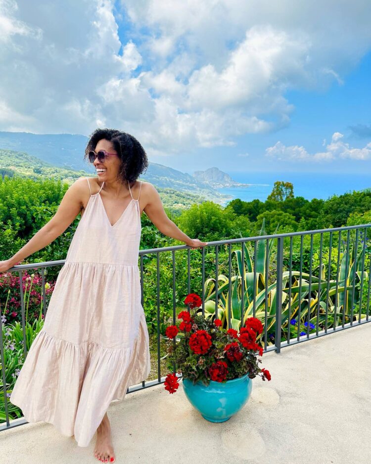 tembekile locke feet 4