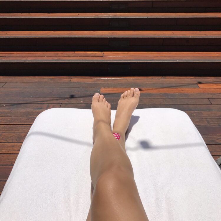 teni panosian feet 3