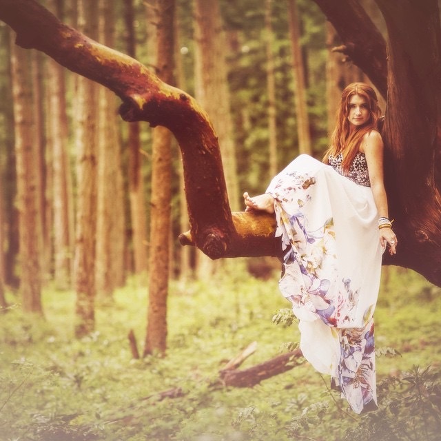 tenille townes feet 6