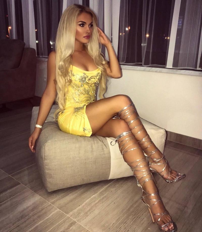 teodora dzehverovic feet