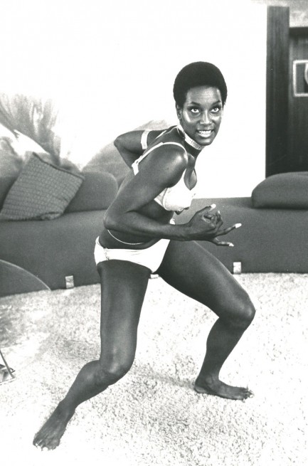 teresa graves feet 3