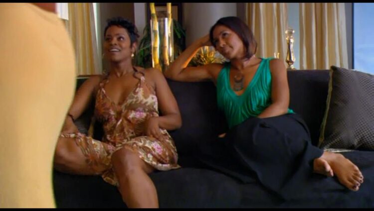 terri j. vaughn feet 5