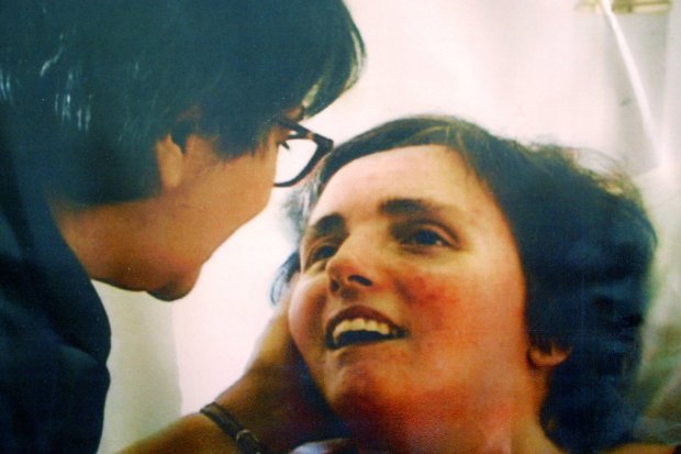 terri schiavo feet 4