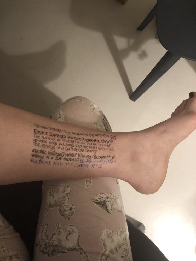 tess bu cuaron feet 1