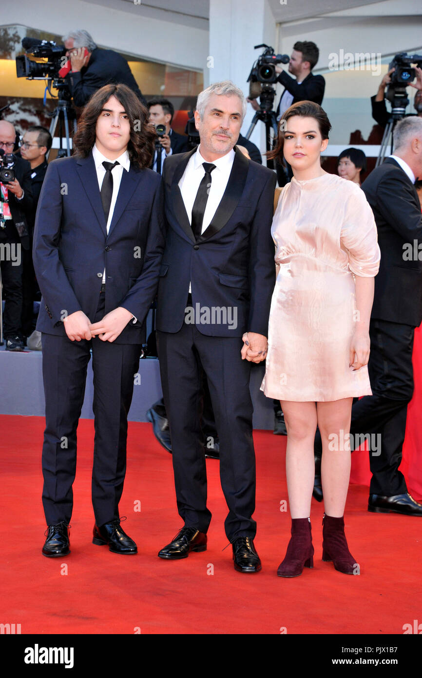 tess bu cuaron feet 3