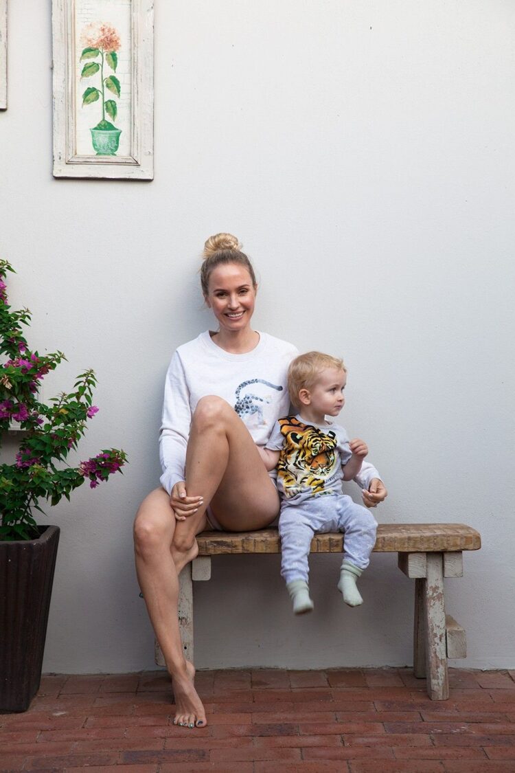 tess montgomery feet 3