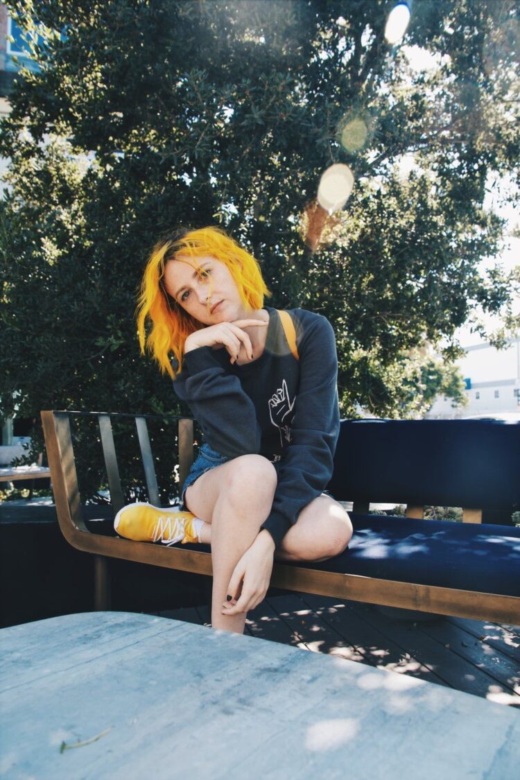 tessa violet feet 1