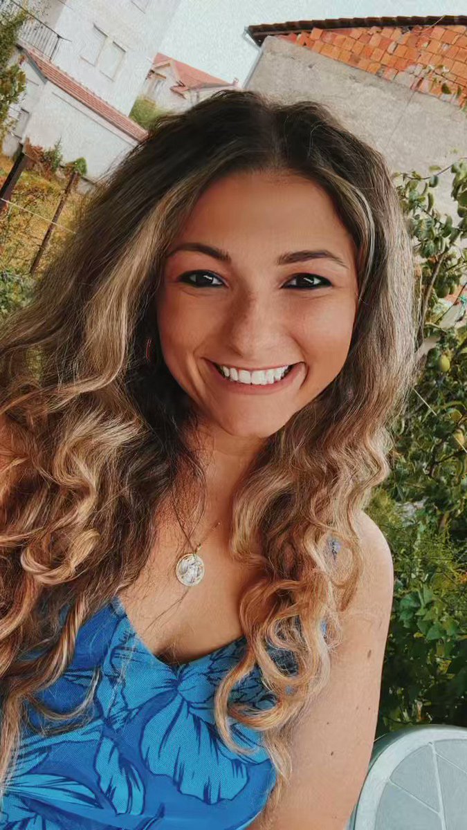 teuta shabani feet 5