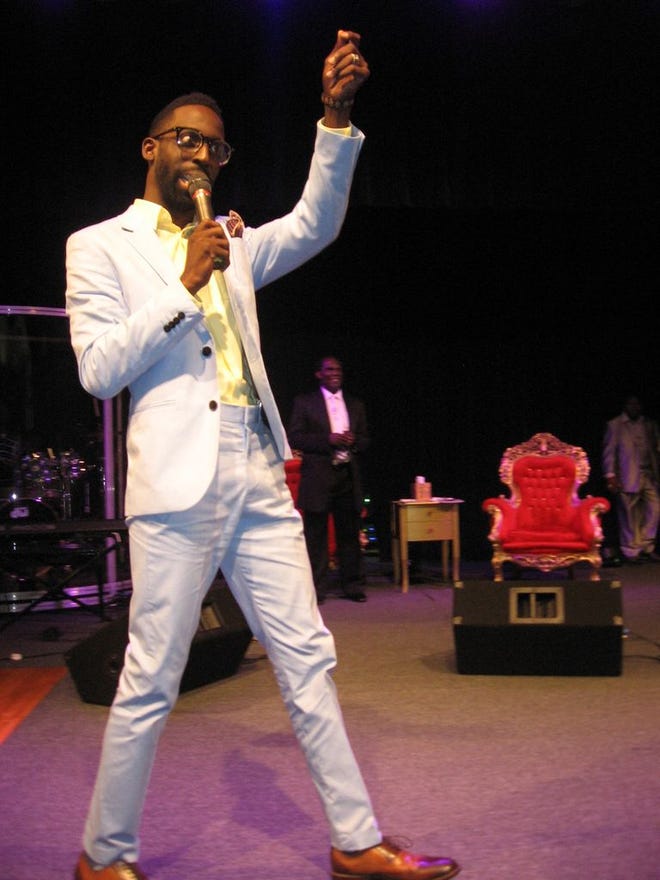 thaddaeus tribbett feet 2
