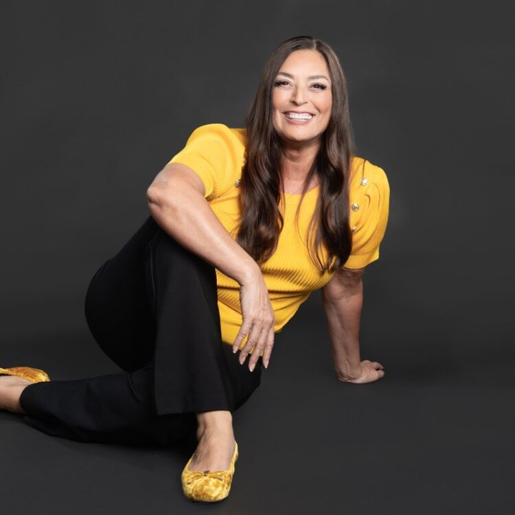 thais aimee gonzalez feet 3