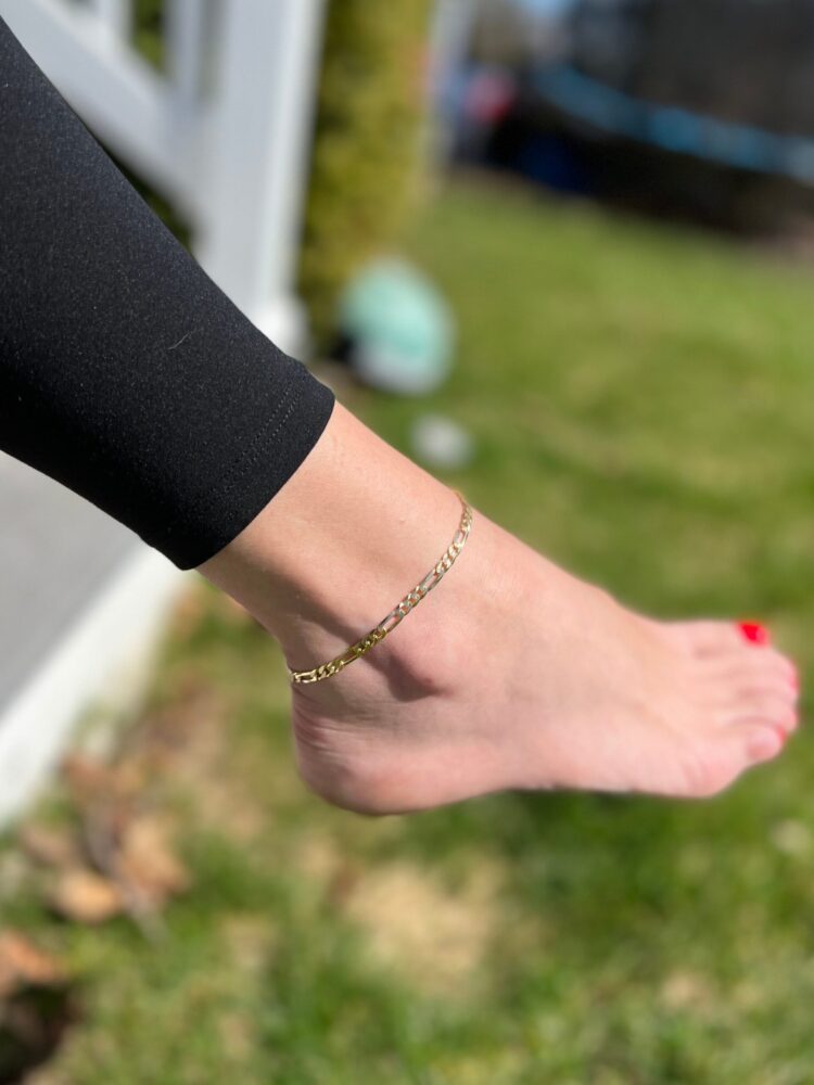 thais macedo feet 5 scaled