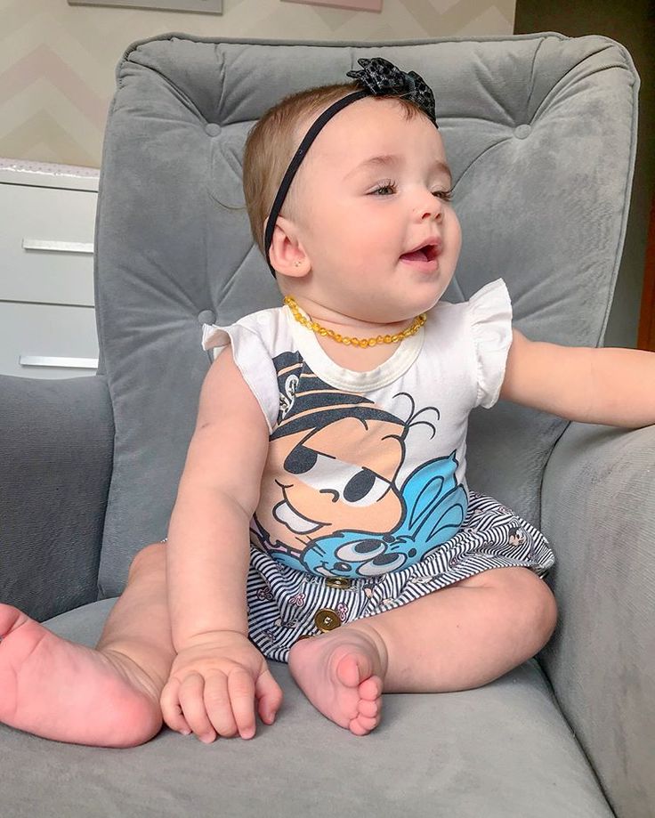 thais machado carvalho feet