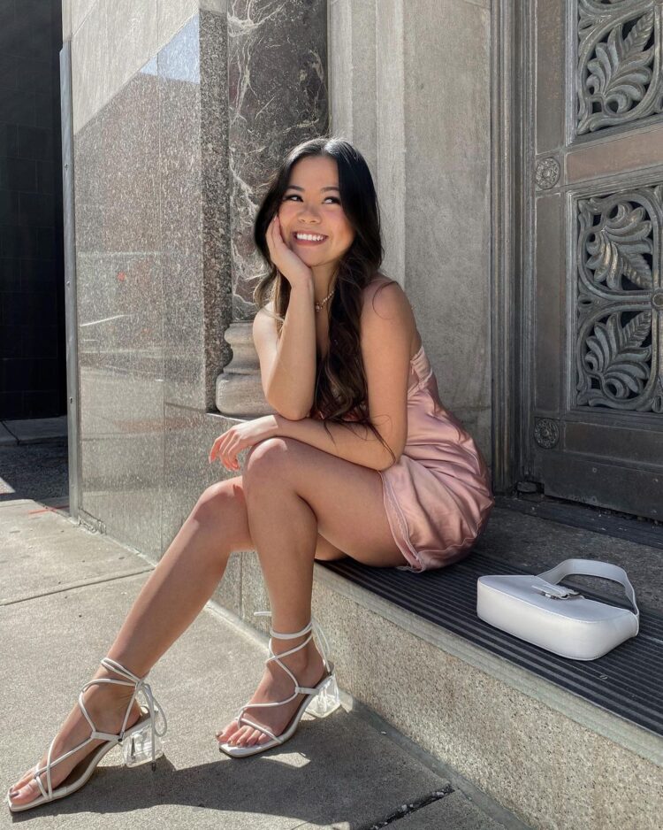 thao nguyen feet