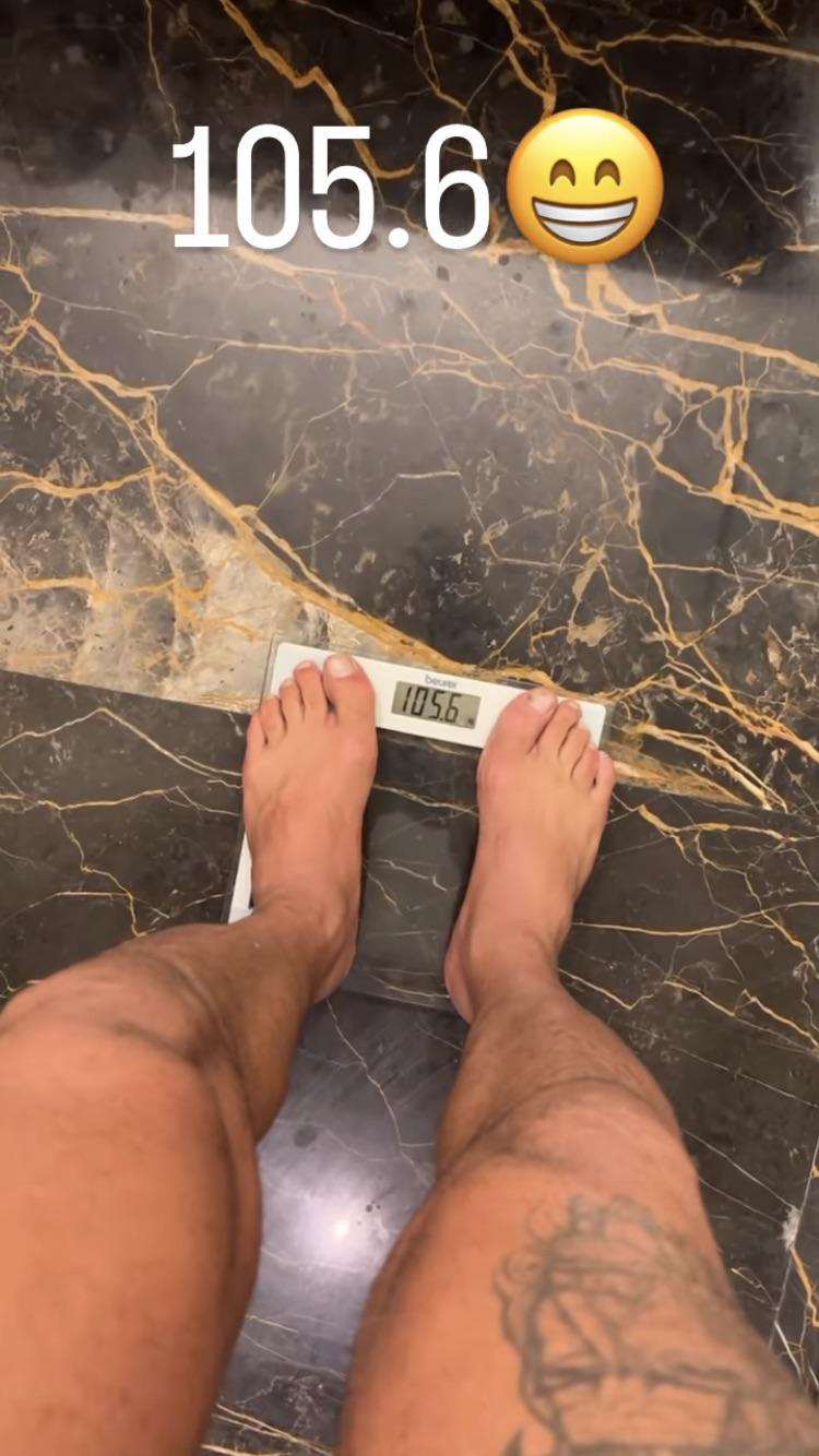 thats pereira feet 6