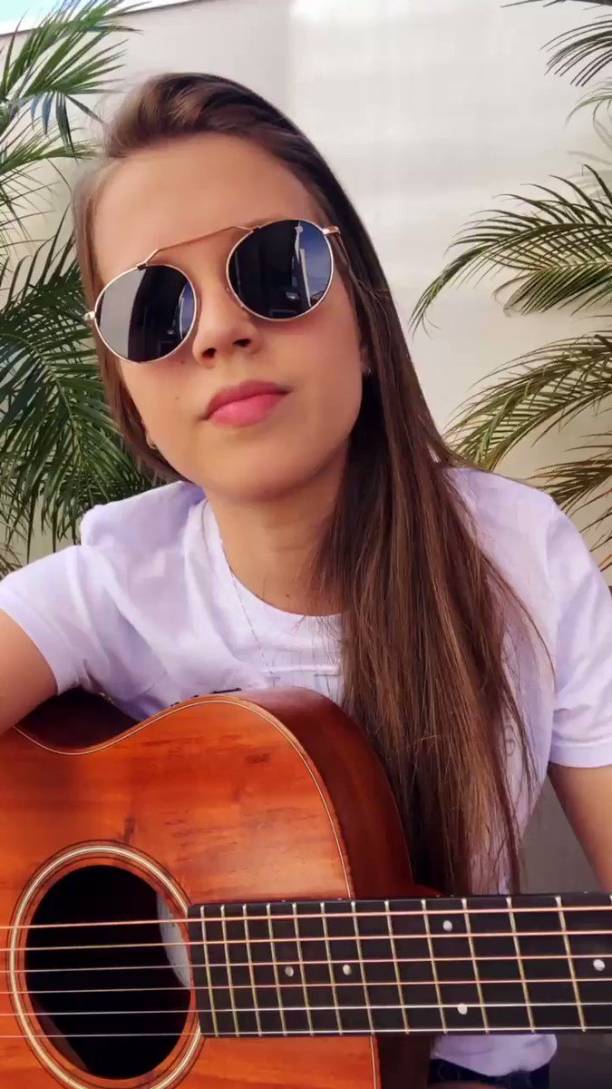 thayna bitencourt feet 6