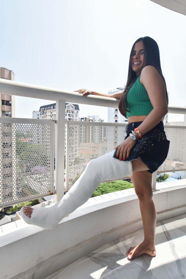 thaynara rodrigues feet 6