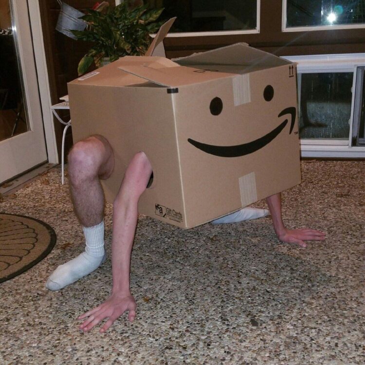 the amazon box feet 2