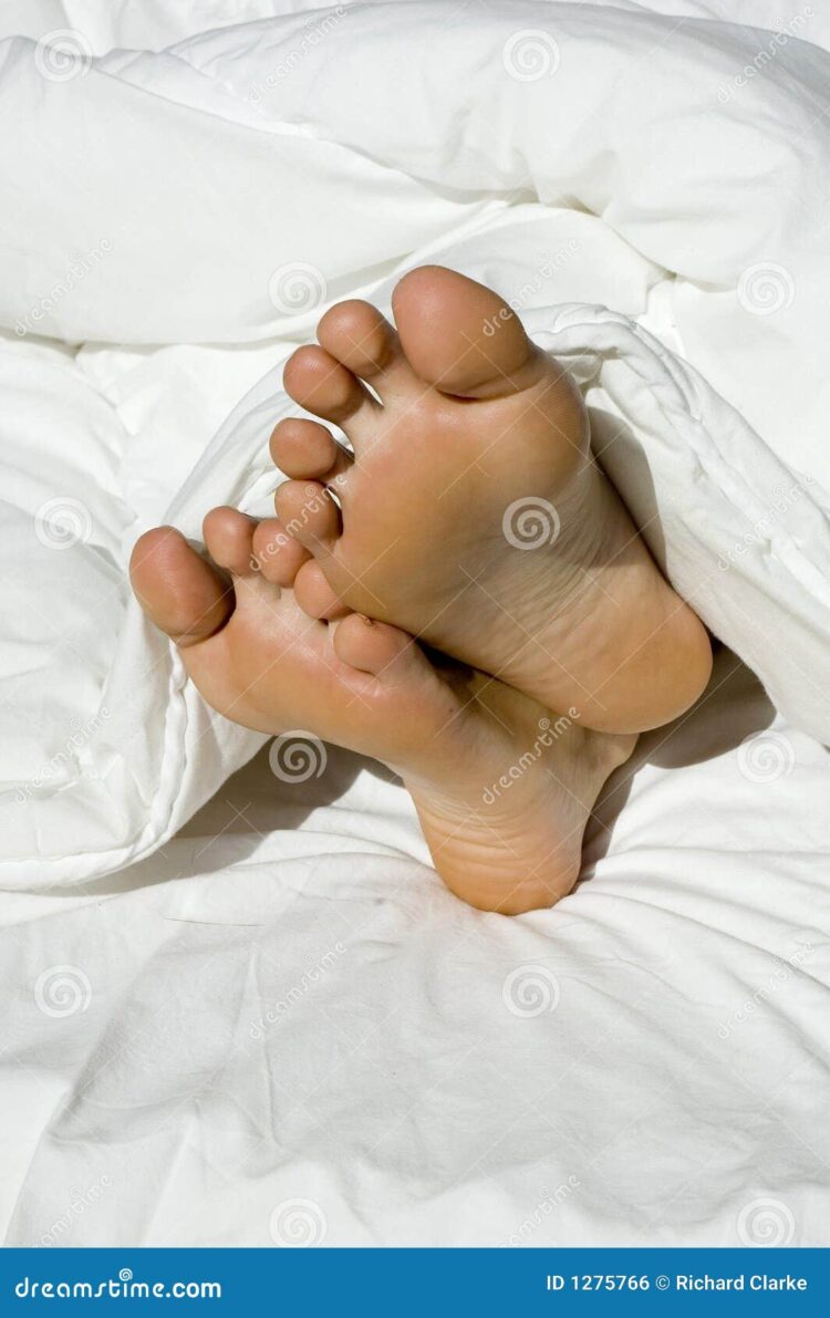 the sleepy dwarf feet 6