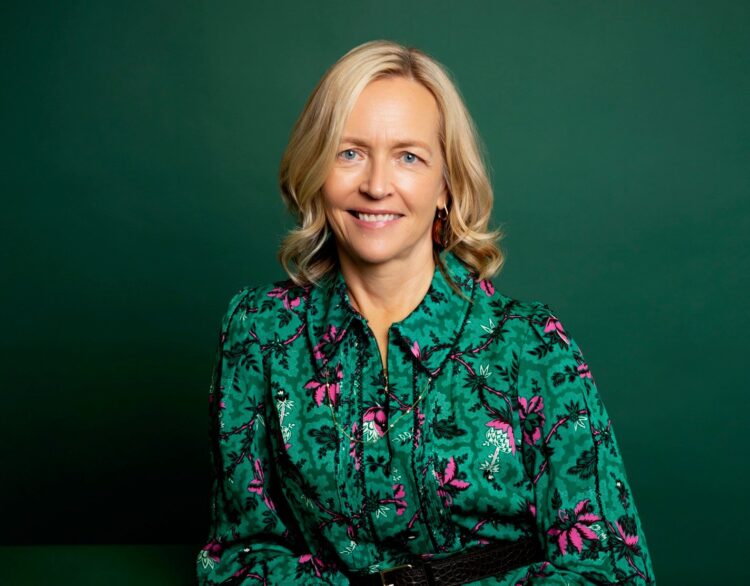 the world of liza feet 6