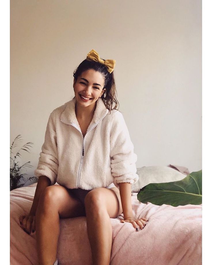 thelma fardin feet 1