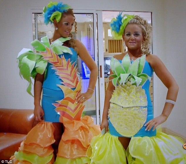 thelma mdadine feet 3