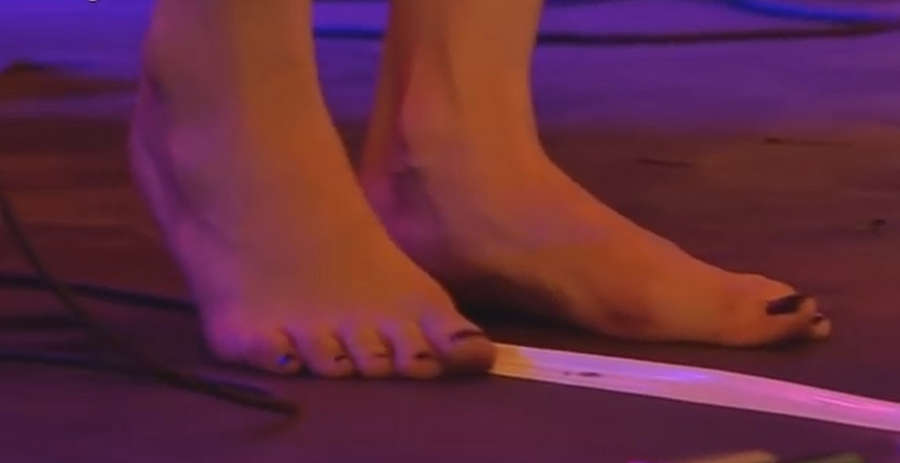 theresa wayman feet 3