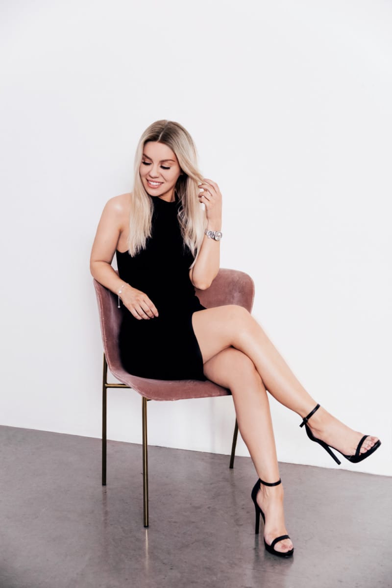 therese lindgren feet 3