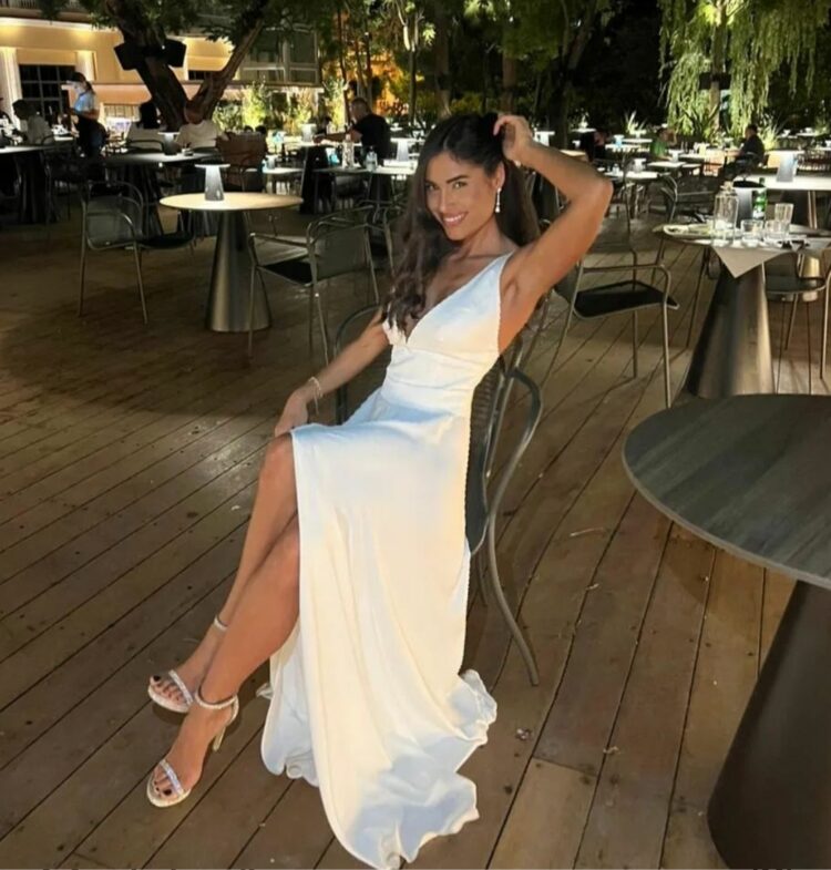 thomai apergi feet 3