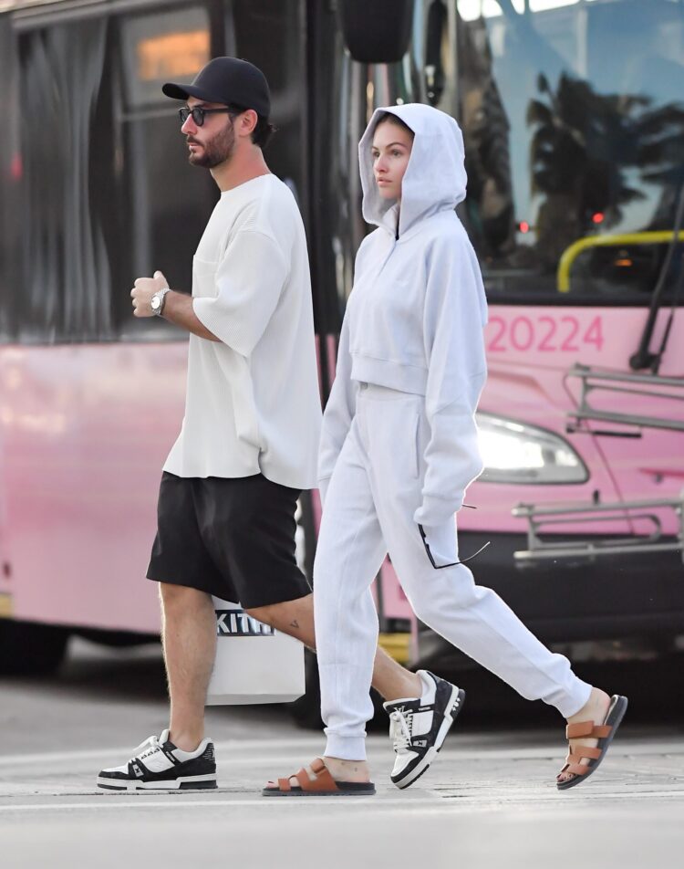 thylane blondeau feet 4 scaled