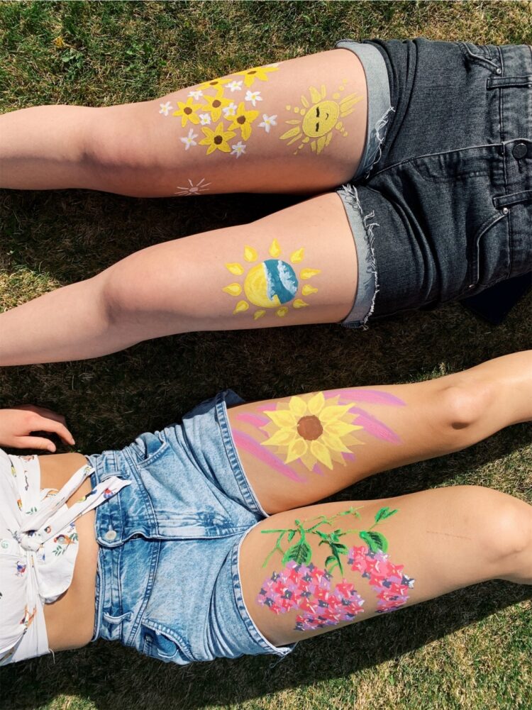 tia hendricks feet 6