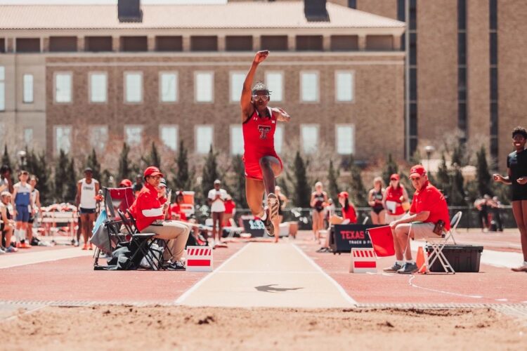 tianna holmes feet 3