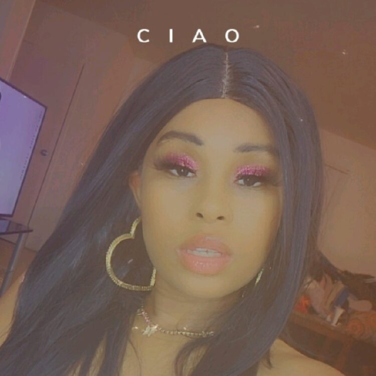 tianna holmes feet 6