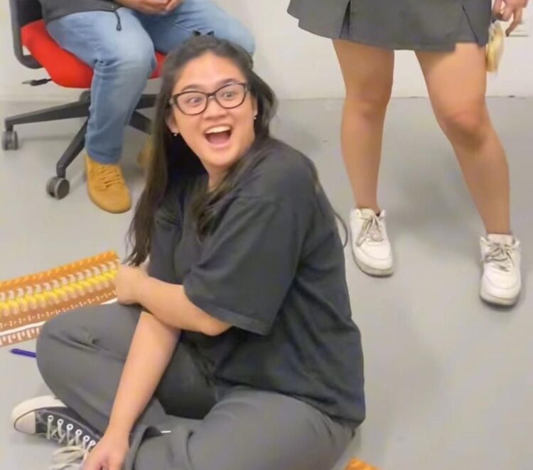 tiara savitri feet 6