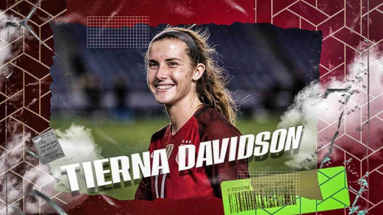 tierna lillis davidson feet 3