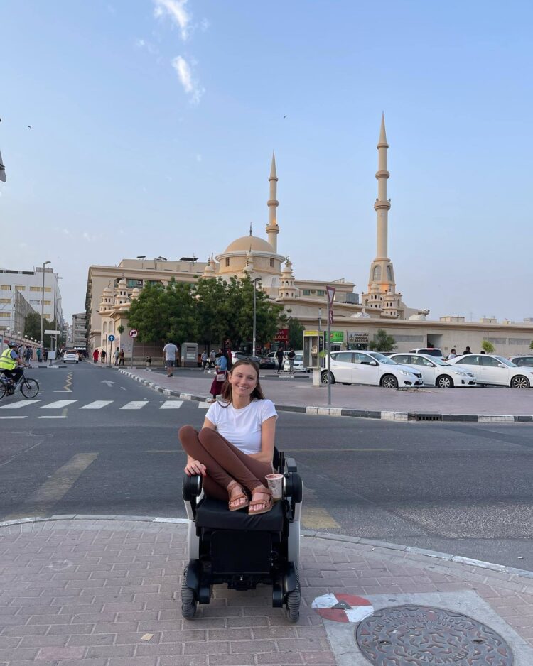 tiffani ntanos feet 5