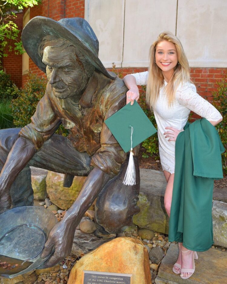 tiffany ashton feet 3