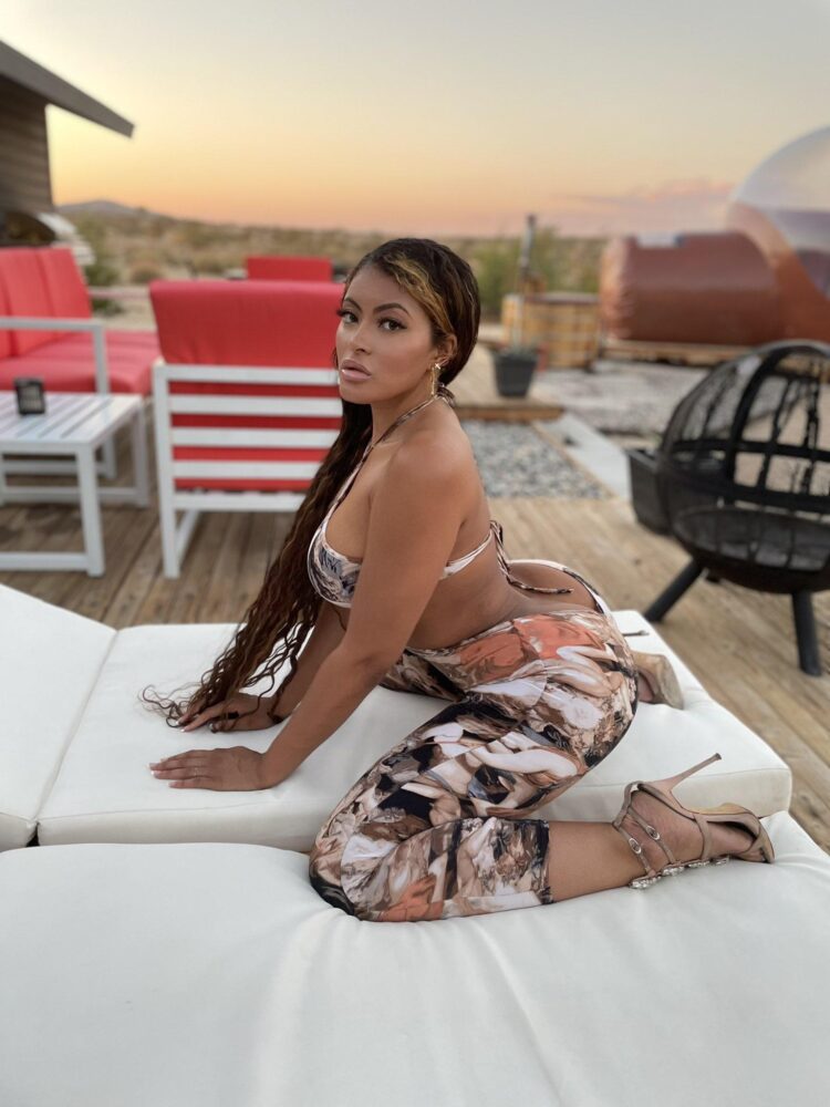 tiffany walker feet 3