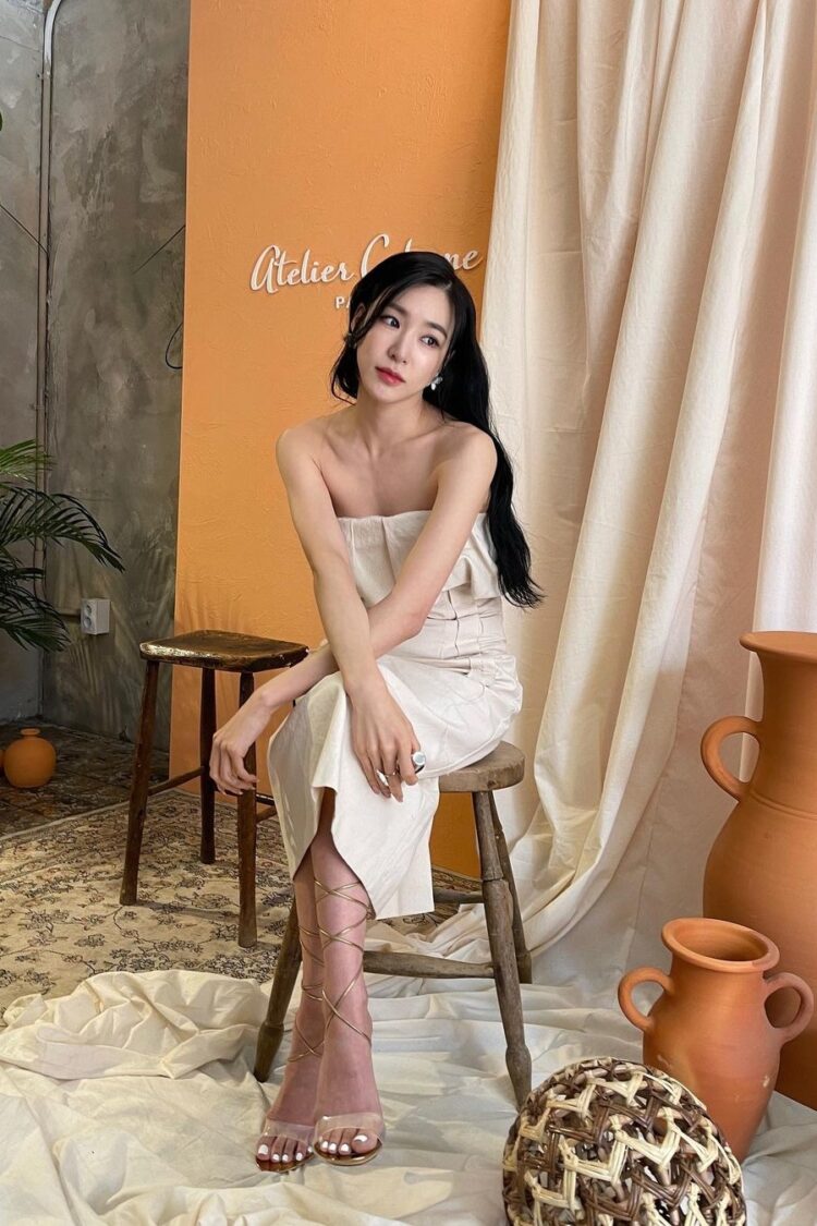 tiffany young feet 6